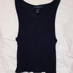 Black ribbed crop top